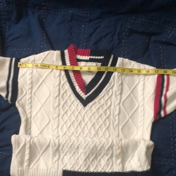 Free assembly sweater - Picture 5 of 13